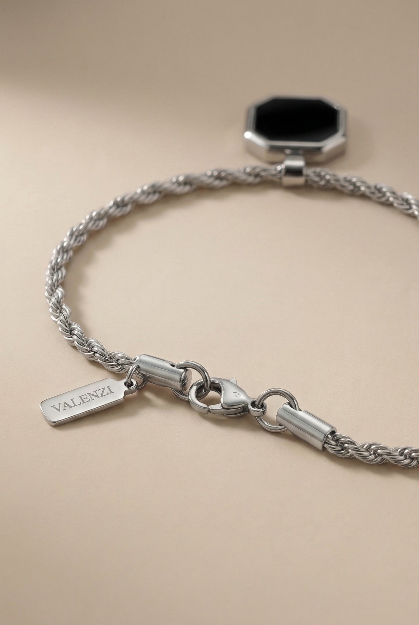 Valenzi Onyx pendant with rope chain 2mm